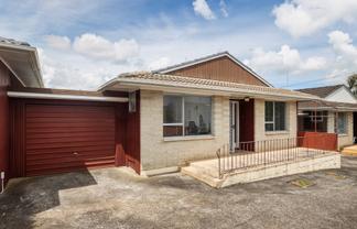 2/110 Richardson Road, Mount Albert