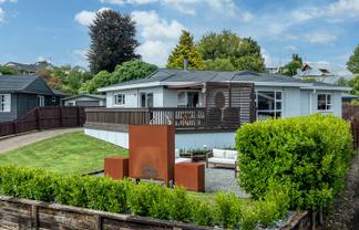 37 Sheridan Crescent, Cambridge