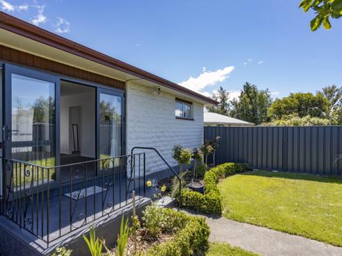 27A Bank Street, Amberley