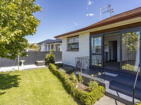 27A Bank Street, Amberley