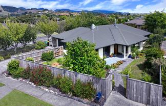 21 Malthouse Crescent, Brightwater