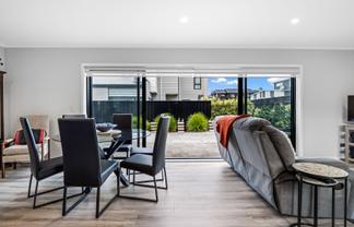13/15 Onukutara Place, Huntington
