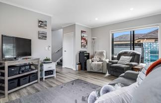 13/15 Onukutara Place, Huntington