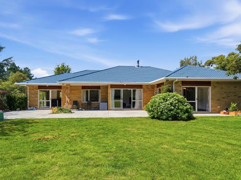 989 Two Chain Road, Swannanoa