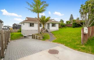 1B Glenbury Place, Massey