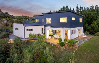 32 Pacific View, Whitby