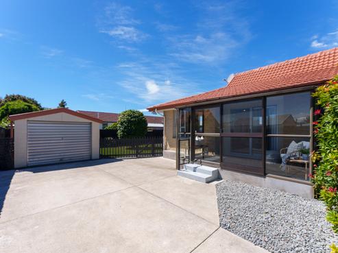 2/30 Trevor Street, Hornby