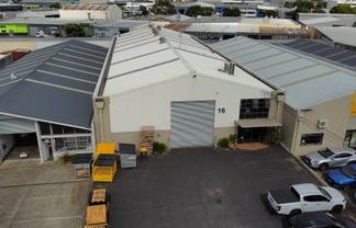 Savills | Well Located in Penrose – 933sqm