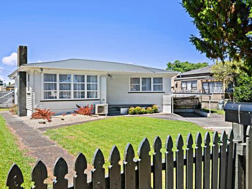 1/50 Halsey Road, Manurewa