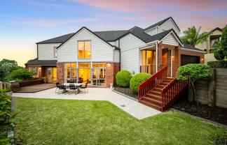 10 Heritage Rise, St Heliers