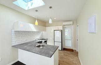 3/186 Owen Street, Newtown