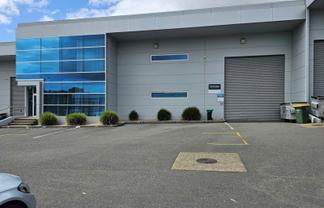 761M² OFFICE/WAREHOUSE
