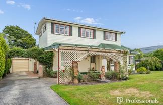 8 Islington Street, Trentham