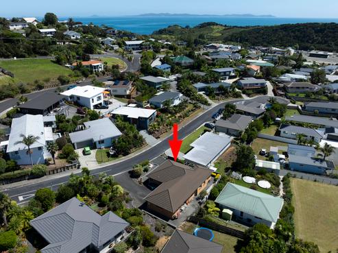 4 Protea Drive, Cable Bay