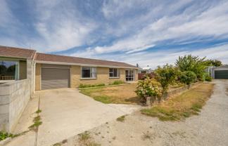 8B Brandon Street, Alexandra