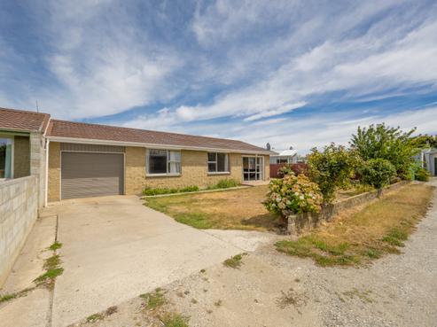 8B Brandon Street, Alexandra