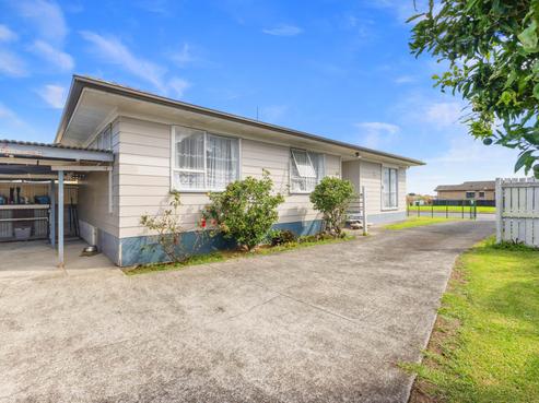 444 Roscommon Road, Clendon Park