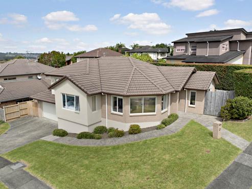2 Leburn Crescent, Flat Bush