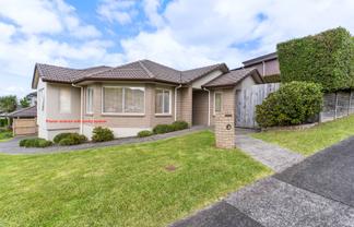 2 Leburn Crescent, Flat Bush
