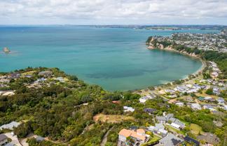 79 Roberts Road, Matakatia