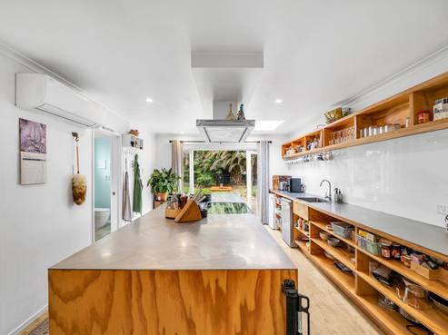20 Ferry Road, Woodend Beach