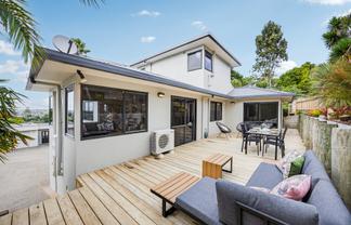 1/70B Carlisle Road, Browns Bay