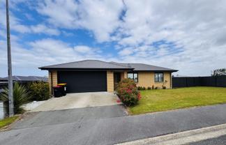 9 Checketts Place, Kingswell