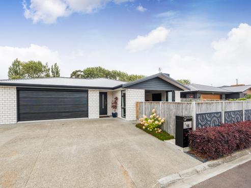 16 Serenity Crescent, Kelvin Grove