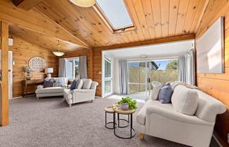 54 Mera Road, Algies Bay