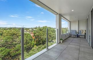 304/25 Bute Road, Browns Bay