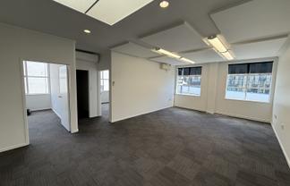 Professional CBD office suite