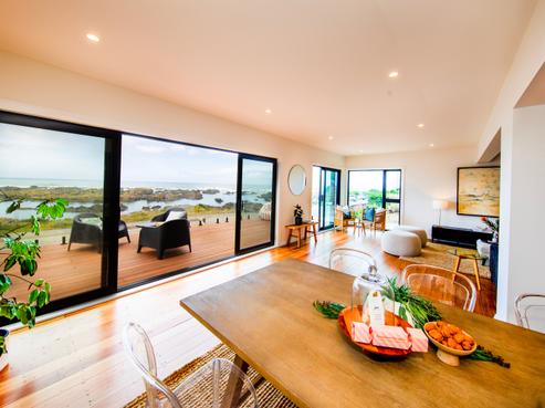 354 The Esplanade, Island Bay