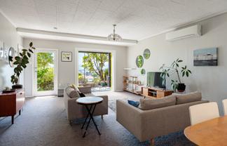 156 Battery Road, Bluff Hill