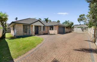 11 Nad Place, Dannemora