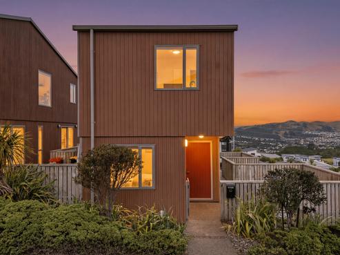 63 Woodridge Drive, Woodridge