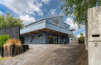 2 Newberry Place, Richmond Heights