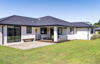 10 Mercade Close, Stratford