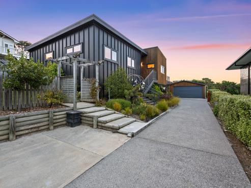102 Moncks Spur Road, Redcliffs