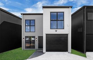 13B Ewbank Place, Manurewa