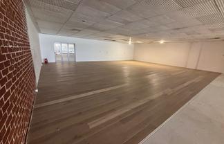 Showroom Opportunity – 51–53 The Strand