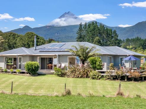 754 Plymouth Road, Oakura