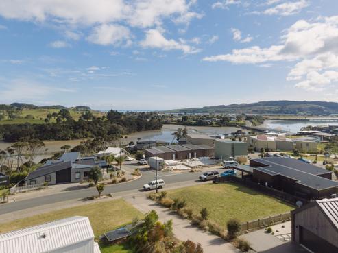 3 Omahina Street, Raglan