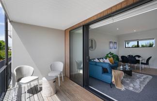 7/5 Peachgrove Road, Te Atatu Peninsula