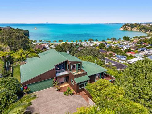 1083 Whangaparaoa Road, Tindalls Beach
