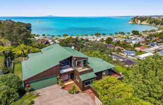1083 Whangaparaoa Road, Tindalls Beach
