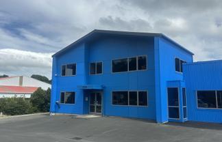 Office Sublease with Parking