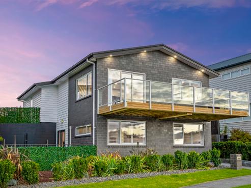 73A Pinecrest Drive, Gulf Harbour
