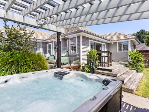 6 Rawson Street, Tawa
