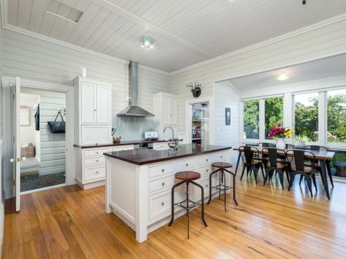 357 Hook School Road, Makikihi