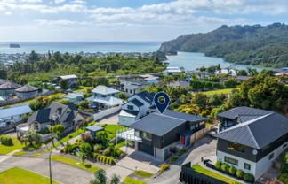 109 Pacific View Drive, Whangamata